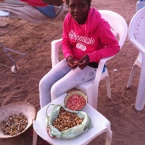 Algeria preparing some peanuts